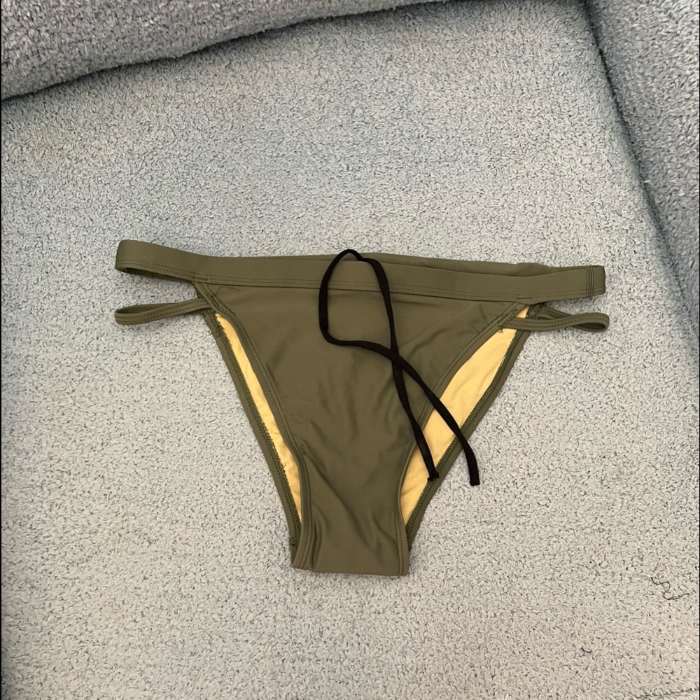 NWT swim bottoms.